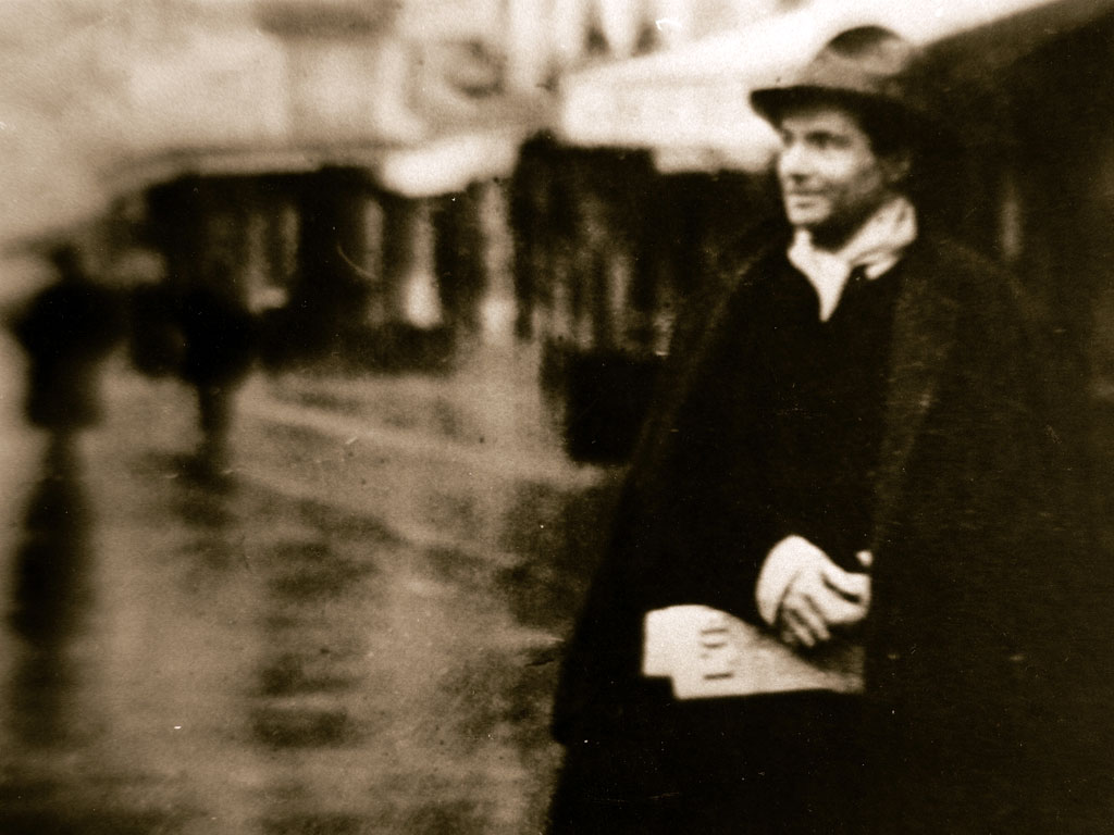 MONTPARNASSE, 1919
Amedeo Modigliani