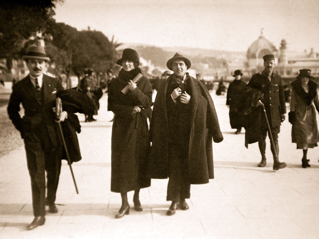 NIZZA, 1919Paul Guillaume, la signora Rotdchenko e Modigliani